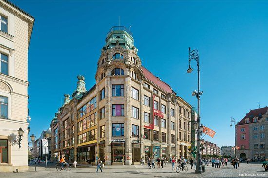 Barasch Brothers' Department Store